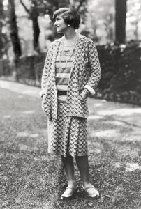 Portret van Gabrielle Coco Chanel, 1929 door French Photographer